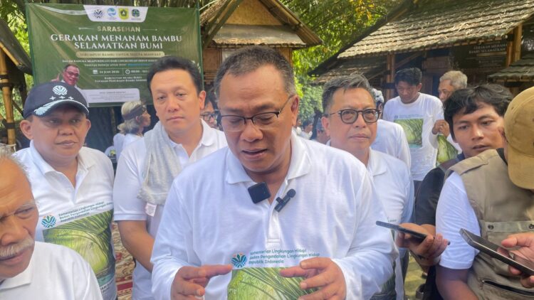Menteri Lingkungan Hidup Dukung Program Satu Kecamatan Satu Hutan Kota