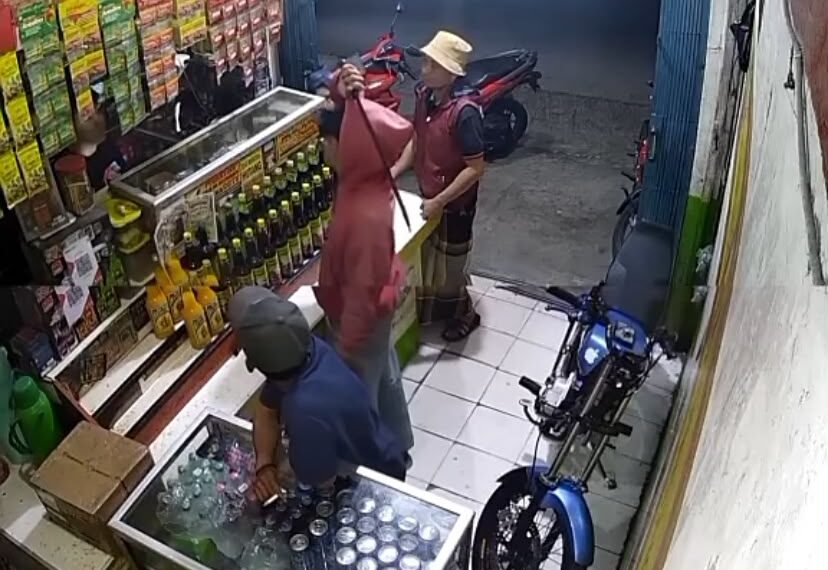 ‎Diduga Palak Pedagang Jamu di Citeureup, Polisi Selidiki Remaja Bersenjata Tajam