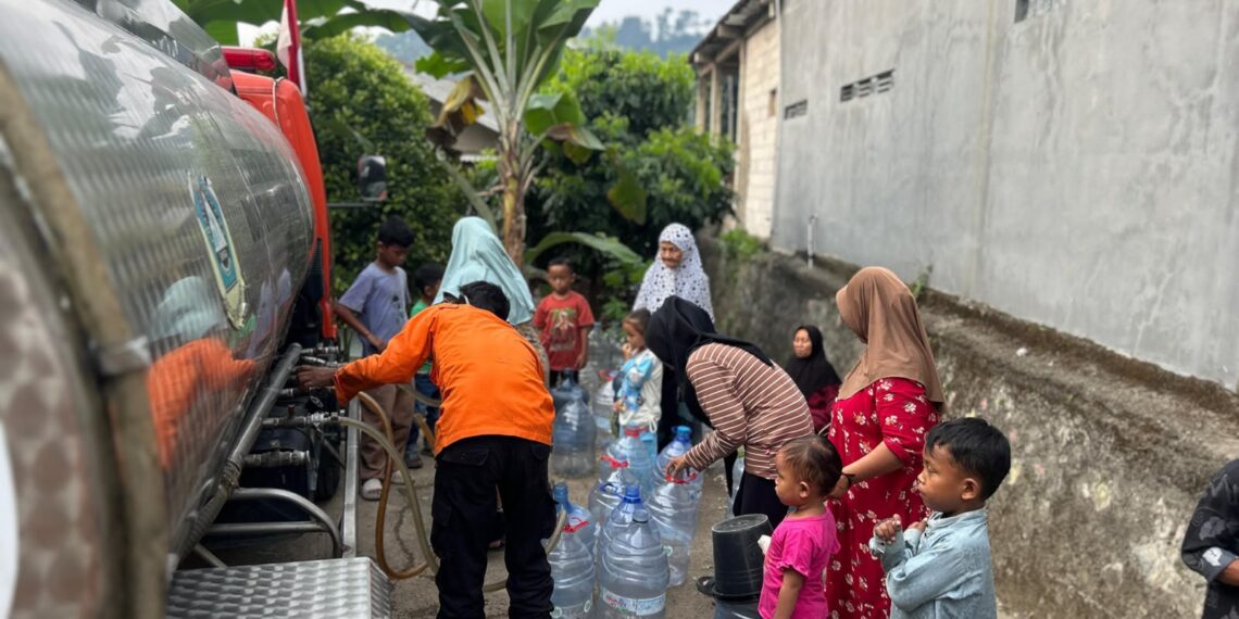 7.791 Warga Kabupaten Bogor Terdampak Kekeringan, BPBD Salurkan 85.000 Liter Air Bersih