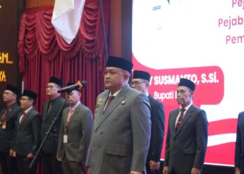 Bupati Bogor Rudy Susmanto Lantik 14 Pejabat Administrator dan Pengawas, Ini Daftar Lengkap Pejabat yang Dimutasi