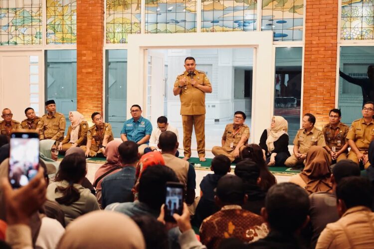 Rudy Susmanto Tertibkan PKL Alun-alun Tegar Beriman, Ini Aturan Barunya