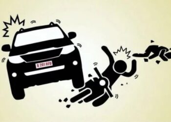 Pengendara Sepeda Motor Tewas Usai Ditabrak Mobil Sedan Mazda 3 di Kota Wisata