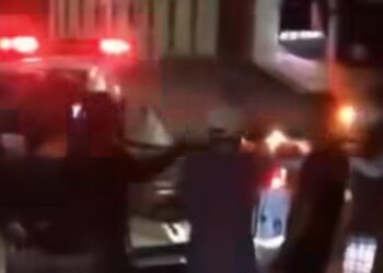 Hendak Pasang Spanduk, Pria Asal Tasik Tersengat Listrik di Cileungsi