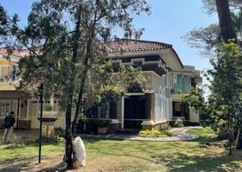 Usai Digeledah, Rumah Diduga Milik Jampidsus Febrie Adriansyah di Sentul City Dipasang Garis Polisi