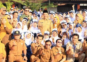 Wabup Jaro Ade Ajak Siswa SMPN 3 Cileungsi Jauhi Tawuran dan Narkoba