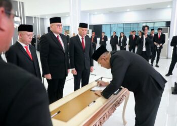 Lantik 78 Pejabat Struktural, Wamen Ossy: Rotasi dan Promosi Jabatan Bentuk Birokrat yang Adaptif