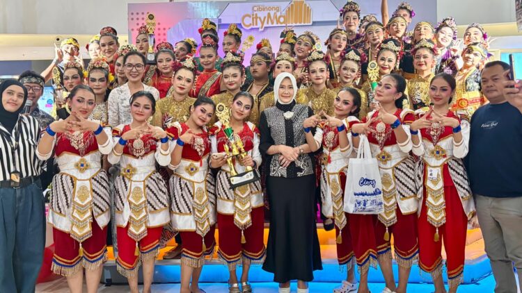 ‎Meriahkan HUT RI ke-81, Disparekraf Sukses Gelar Lomba Tari Kreasi Jaipong di CCM
