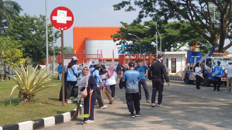 Jelang Indonesia Kontra Vietnam pada AFF 2026, Pemkab Bogor Korve Masal di Stadion Gelora Pakansari