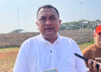 Meski Sedang Pemeliharaan Rumput, Alun-Alun Kabupaten Bogor Tetap Dibuka untuk Masyarakat