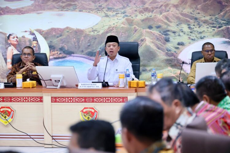 Rakor Bersama Pemda Se-NTT, Menteri Nusron Minta Dukungan Kepala Daerah Wujudkan Transformasi Layanan Pertanahan