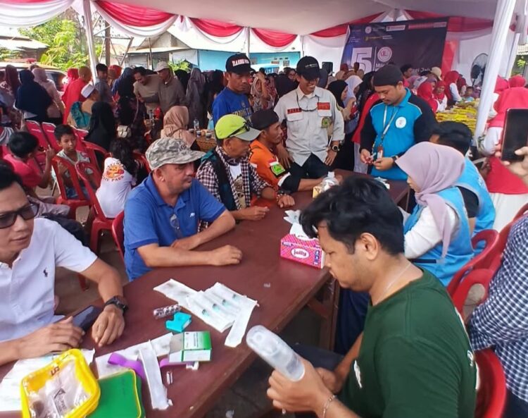 Milad ke-5, Komunitas Berbagi Jalur Gelar Cek Kesehatan Gratis dan Tebus Murah Sembako