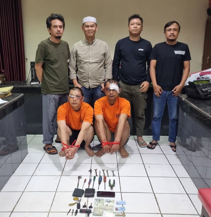 Kepergok Marbot Saat Beraksi di Parkiran Masjid, 2 Pelaku Curanmor Dikepung Warga