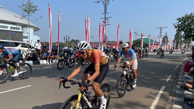 437 Pembalap Sepeda Ramaikan Bupati Cup 2026 Tour Malasari Halimun Salak Series 2
