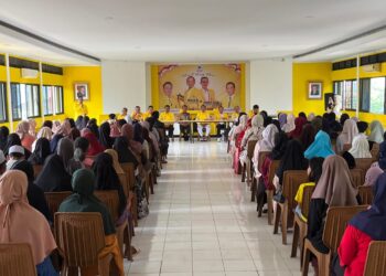 DPD Golkar Kabupaten Bogor Rayakan HUT Bahlil dan Jaro Ade dengan Santuni Anak Yatim dan Lansia