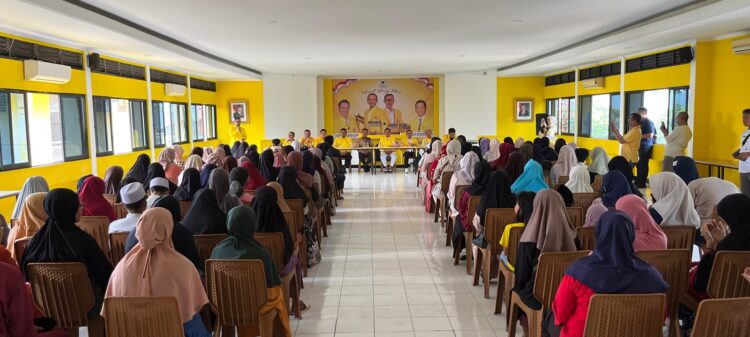 DPD Golkar Kabupaten Bogor Rayakan HUT Bahlil dan Jaro Ade dengan Santuni Anak Yatim dan Lansia