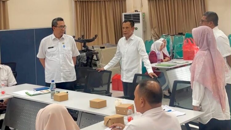 Jaro Ade Cek Pelayanan Disdukcapil dan Kondisi Pertanian Bogor di Tengah Musim Kemarau