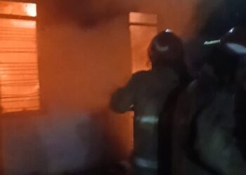 Gegara Cas HP, Gudang dan Mes di Bojonggede Bogor Ludes Terbakar