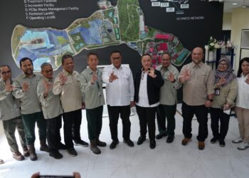 Tinjau PPLI, Menteri LH Dorong Pengelolaan Limbah B3 Berbasis Traceability dari Hulu hingga Hilir