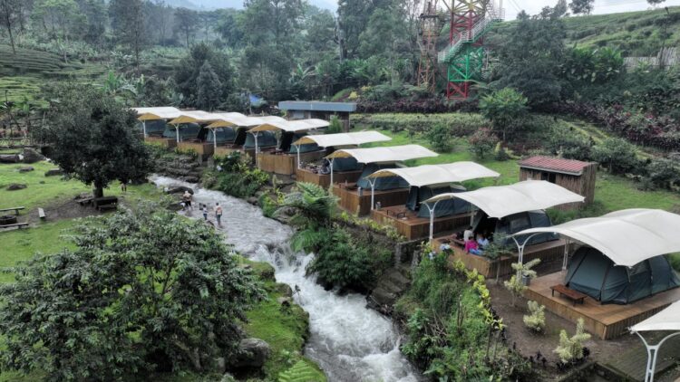 Riverside Gunung Mas Puncak Hadirkan Sensasi Camping Tepi Sungai, Tarif Mulai Rp600 Ribu per Malam