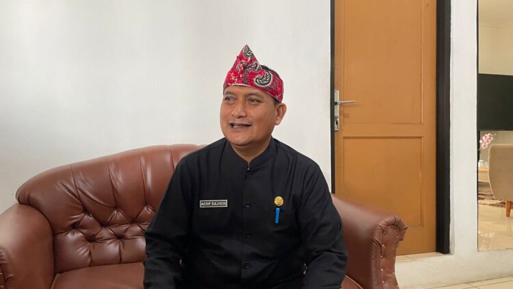 Sampah Menumpuk di Situ Citatah, Camat Cibinong Siapkan Langkah Bersih-Bersih