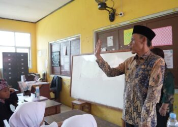 Renovasi SDN 01 Cileuksa Diresmikan, Jaro Ade Soroti Pentingnya Investasi Pendidikan