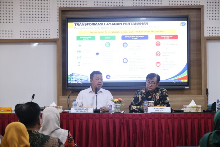 Kumpulkan Jajaran IPPAT dan BPKAD Se-Yogyakarta, Menteri Nusron Sosialisasikan Transformasi Layanan Pertanahan dan Organisasi