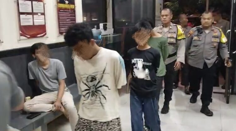 Polsek Gunung Putri Gagalkan Dugaan Tawuran Pelajar di Bojong Nangka, Lima Remaja Diamankan