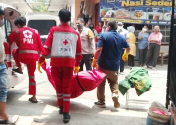 Pria 62 Tahun Ditemukan Tewas Membusuk di Rumah Kontrakan Cibinong