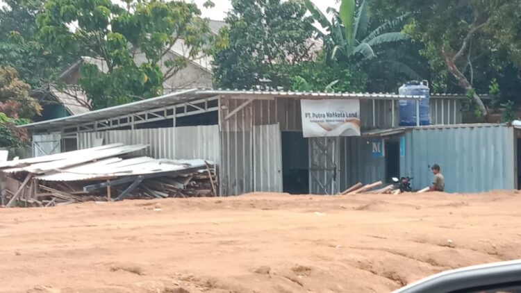 Akibatkan Banjir, Warga Leuwijambe Pertanyakan Izin Proyek PT.Putra Mahkota Land