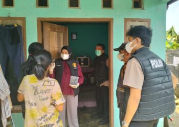Cium Aroma Tak Sedap, Warga Cibinong Temukan Perempuan Tewas Didalam Rumah