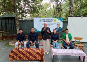 Gelar Reses Mandiri, Hj. Nunur Nurhasdian Siap Kawal Bantuan APE PAUD dan BPJS PBI Gratis