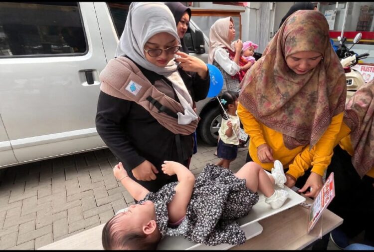 Kolaborasi Merries Jagoan Kulit Bayi dengan Alfamart Sahabat Posyandu, Targetkan 2.800 Penerima Manfaat