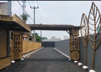 Desa Cileungsi Kidul Bangun Gapura Dayeuh Pajajaran Sepanjang 232 Meter
