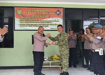 HUT ke-81 TNI, Polsek Cibinong dan Koramil Perkuat Sinergitas TNI-Polri