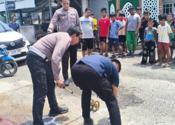 Adu Banteng Usai Gagal Nyalip, Pemotor Tewas Terlindas Truk di Wanaherang