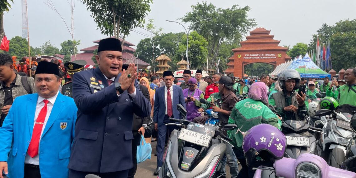 Momentum Hari Sumpah Pemuda, KNPI Kabupaten Bogor Gelar Ganti Oli Gratis untuk Ratusan Ojol