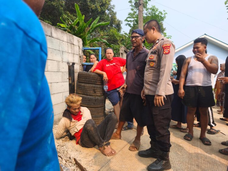 Seorang Pria Diamuk Warga Usai Curi Sepeda Motor di Rumpin, Seret Korban hingga 300 Meter
