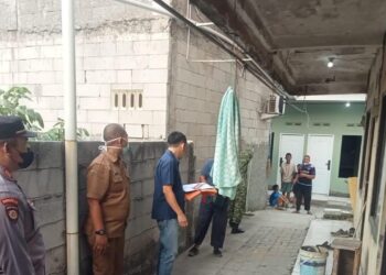 Sehari Tak Masuk Kerja, Pria di Wanaherang Ditemukan Tewas Membusuk