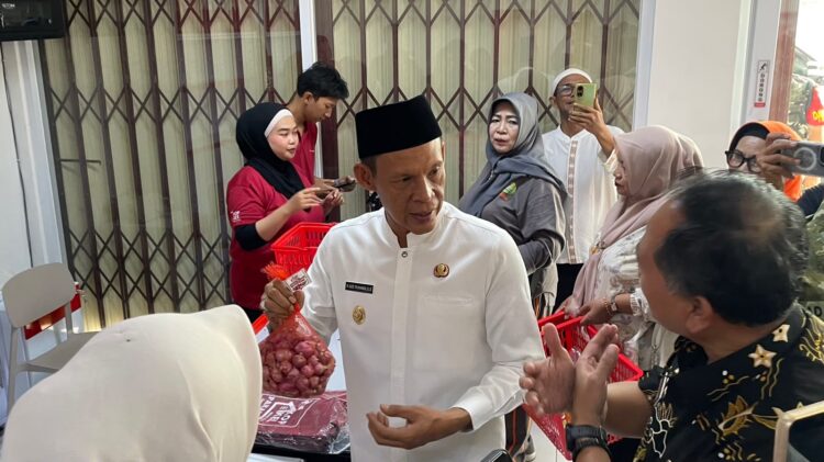 Jaro Ade Tinjau KDKMP Pakansari, Dorong Pembangunan Menyeluruh di 416 Desa dan 19 Kelurahan